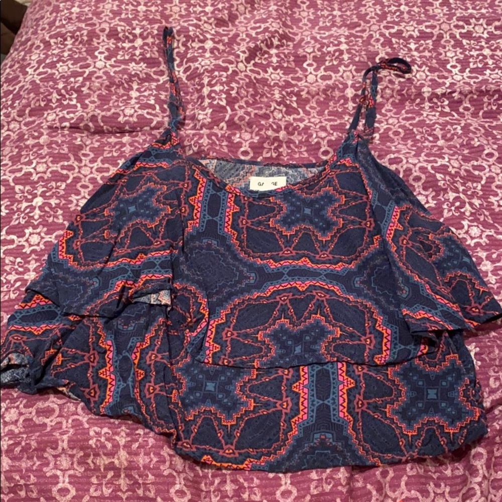 Crop top - Picture 1 of 3
